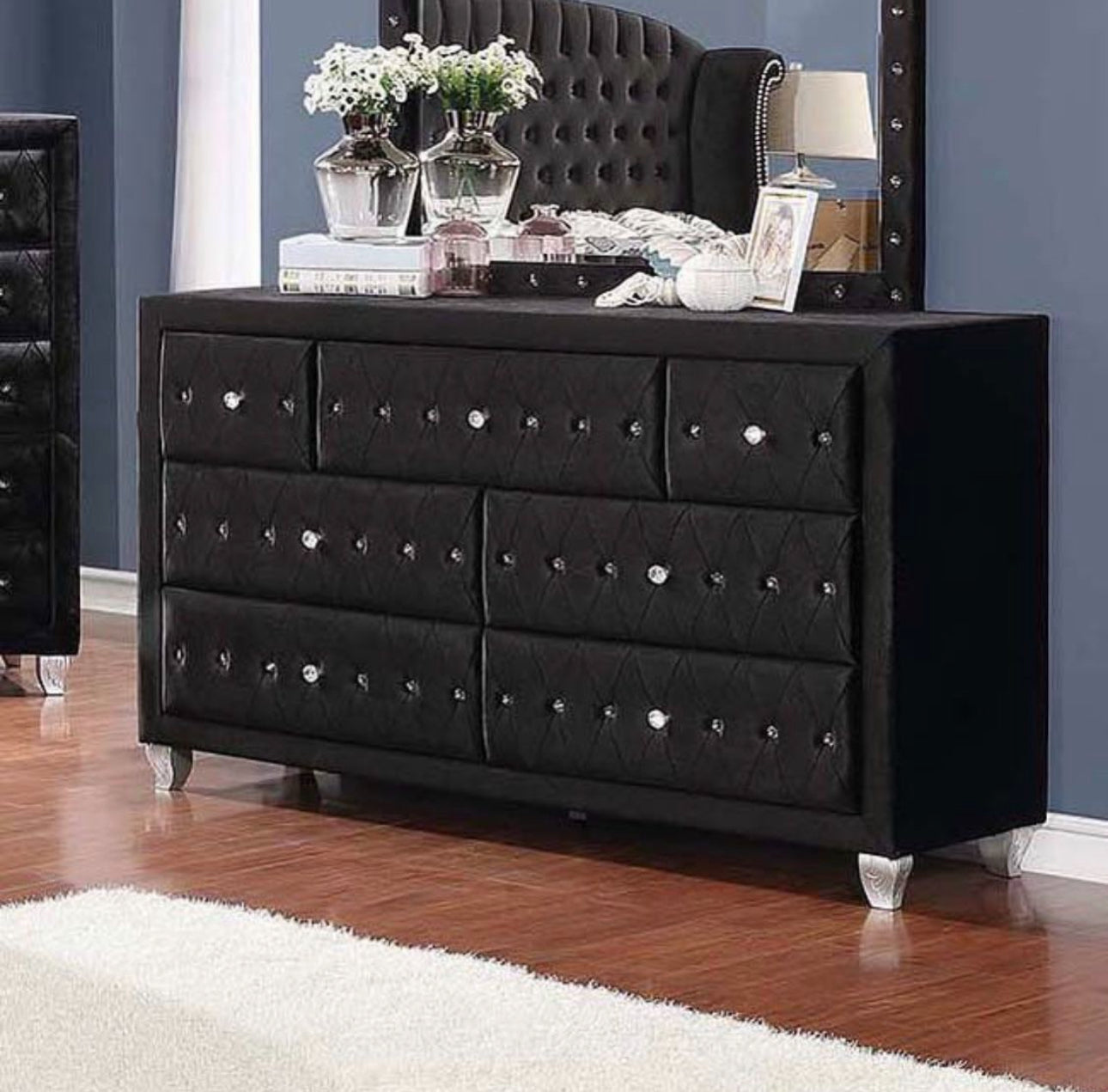 5PC Velvet Deanna Bedroom Set-Black