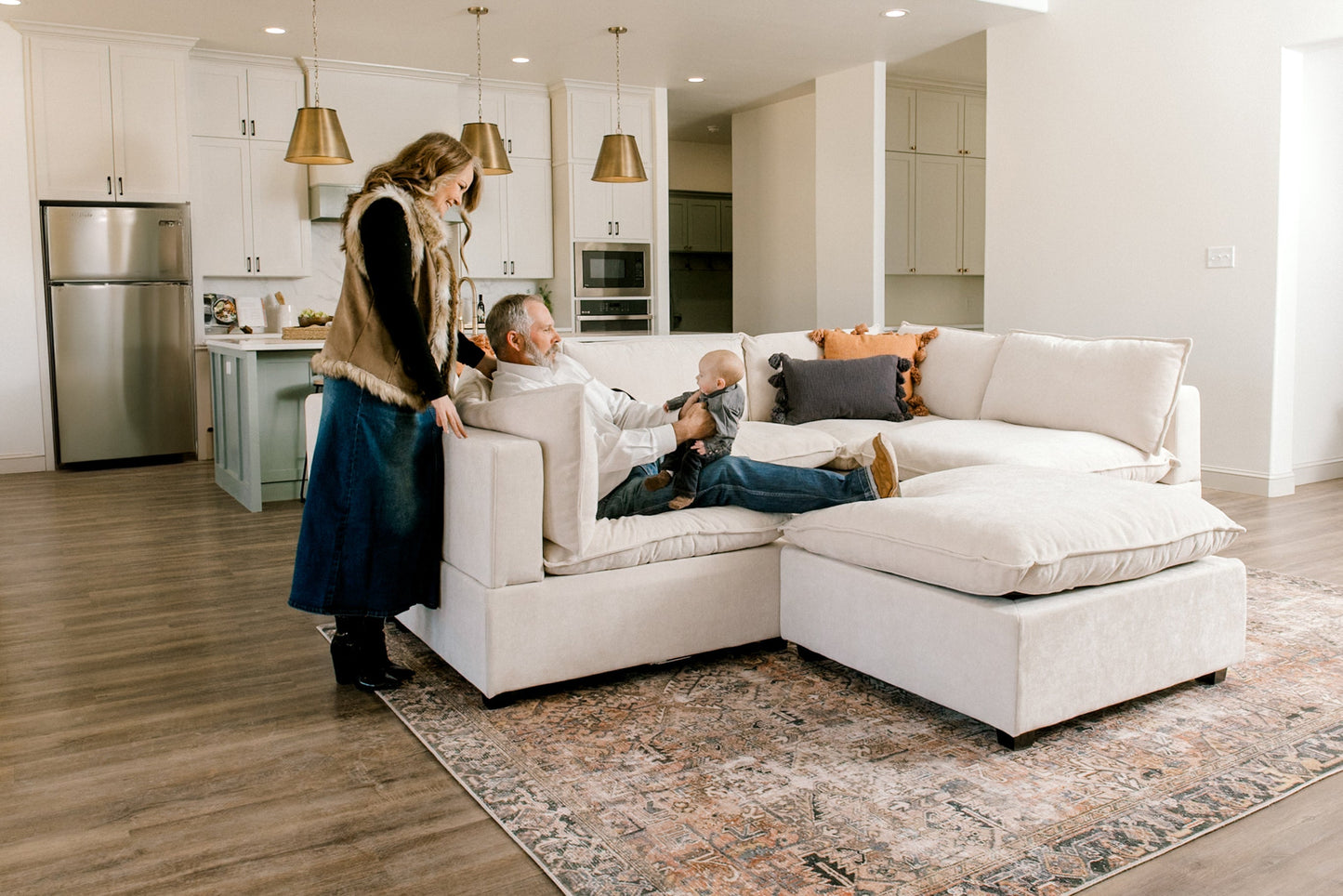 Luna Grand Corner + Ottoman
